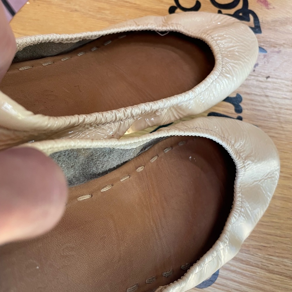 SOLD—Tieks size 7 Foldable Patent Leather Ballet Flats EUC - Picture 8 of 12
